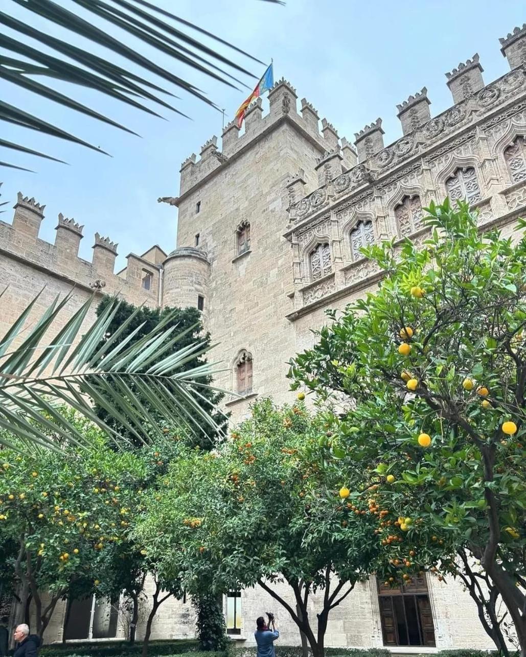 Privatunterkunft Mirador 1 Del Mercado - Con Bano Privado En El Centro De La Ciudad Vella *
