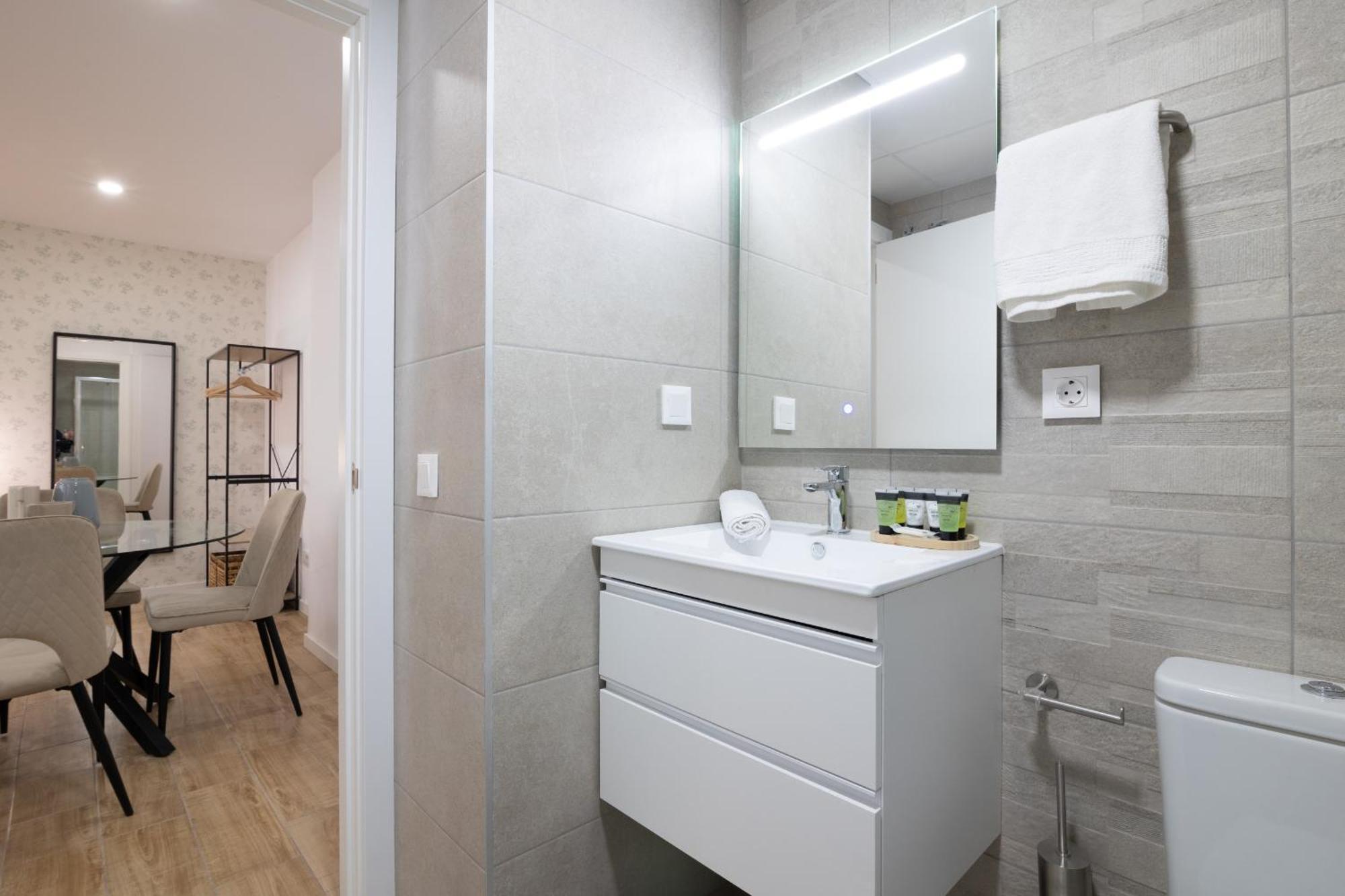 Dormforyou Arena Standard * Valencia