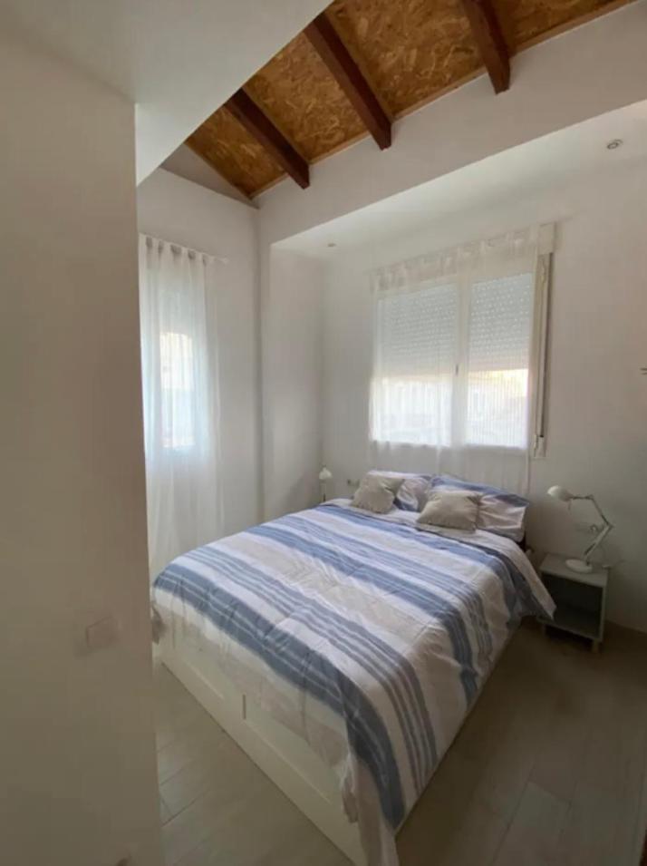 Rent Aparts Milagrosa 1 * Valencia