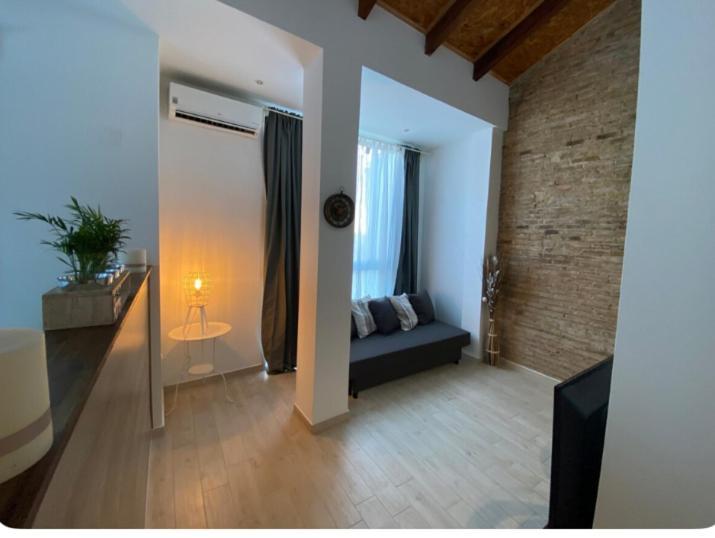 Rent Aparts Milagrosa 1 Appartement