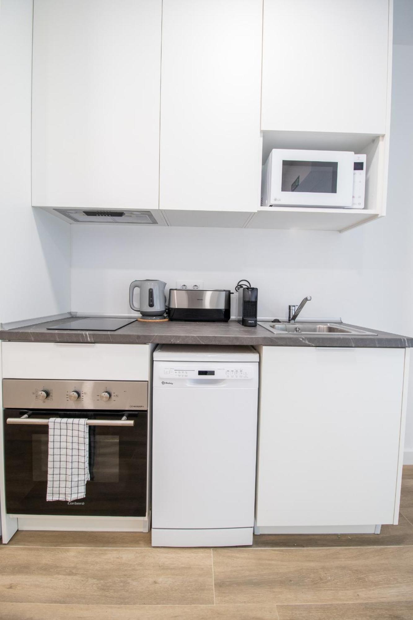 Apartment Cid 90 Flat By Concept