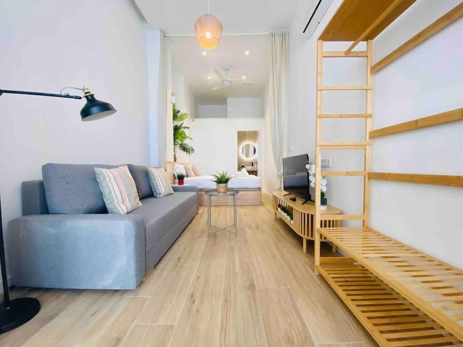 Apartment & Cozy Flat Close The *