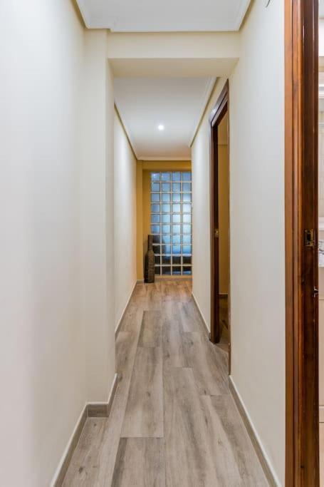 Ciudad Artes Gem: Stylish Near Ruzafa & Apartment *