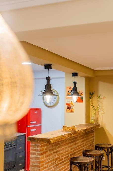Apartment Ciudad Artes Gem: Stylish Near Ruzafa & *
