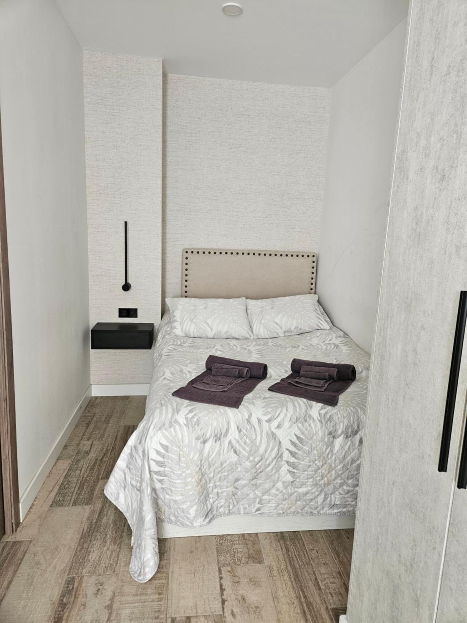 Homestay Centrica De Lujo Gv 6 *
