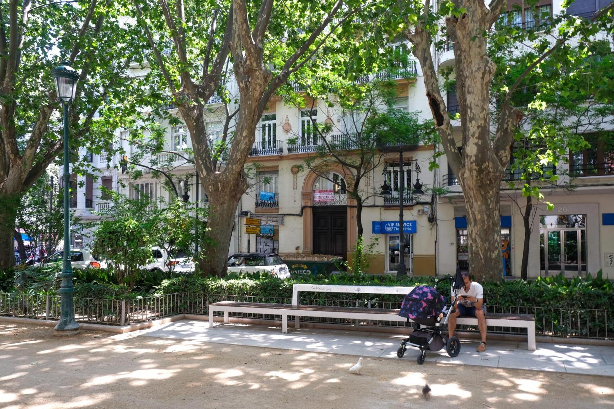 Centrica De Lujo Gv 6 Homestay *