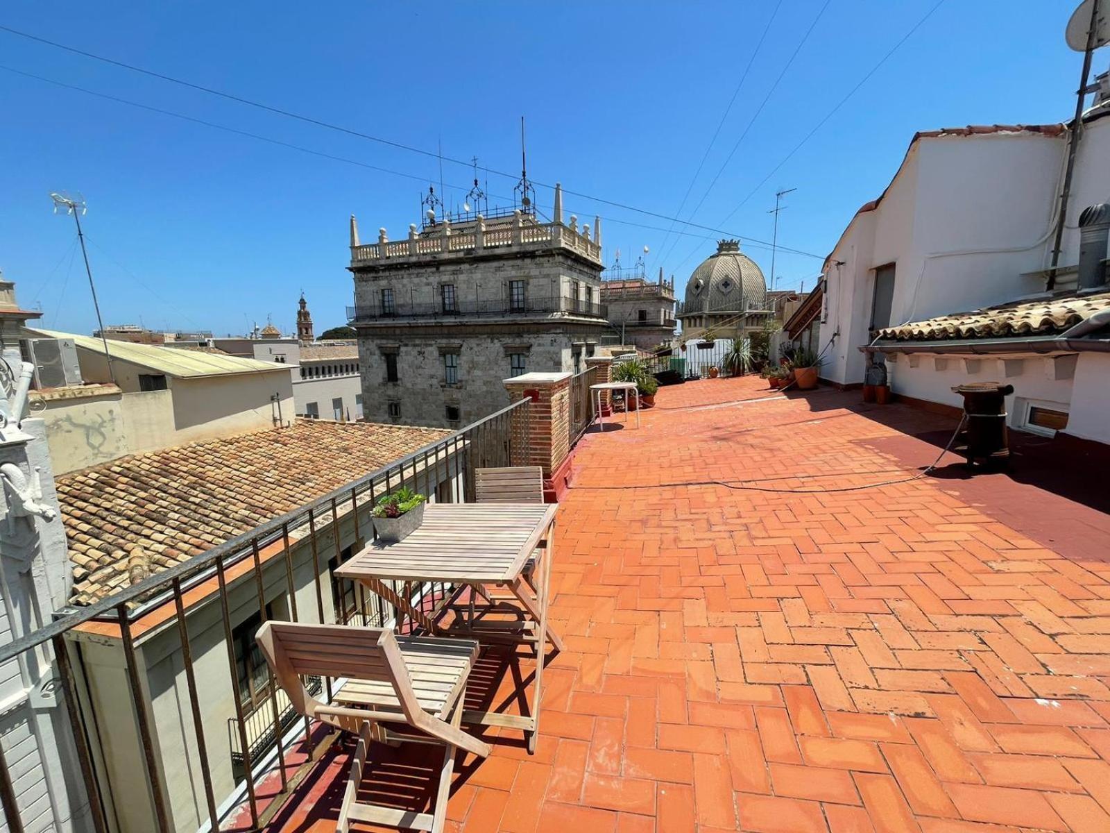 Apartment Atico Con Terraza Cerca De La Plaza De La Virgen *