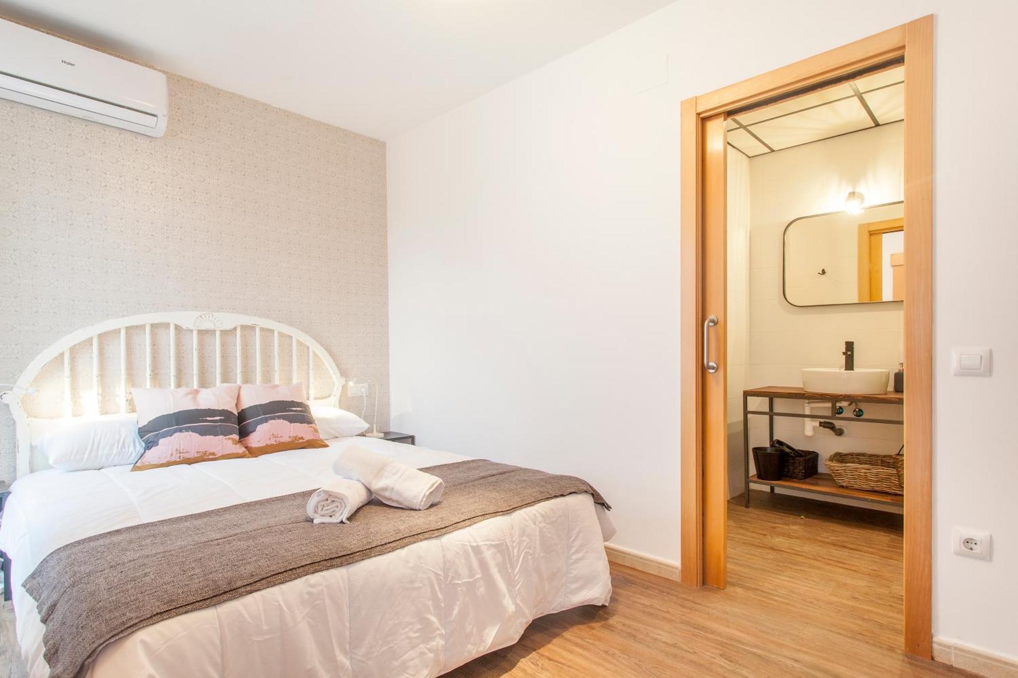 Apartment Hosted By Gracie Valencia