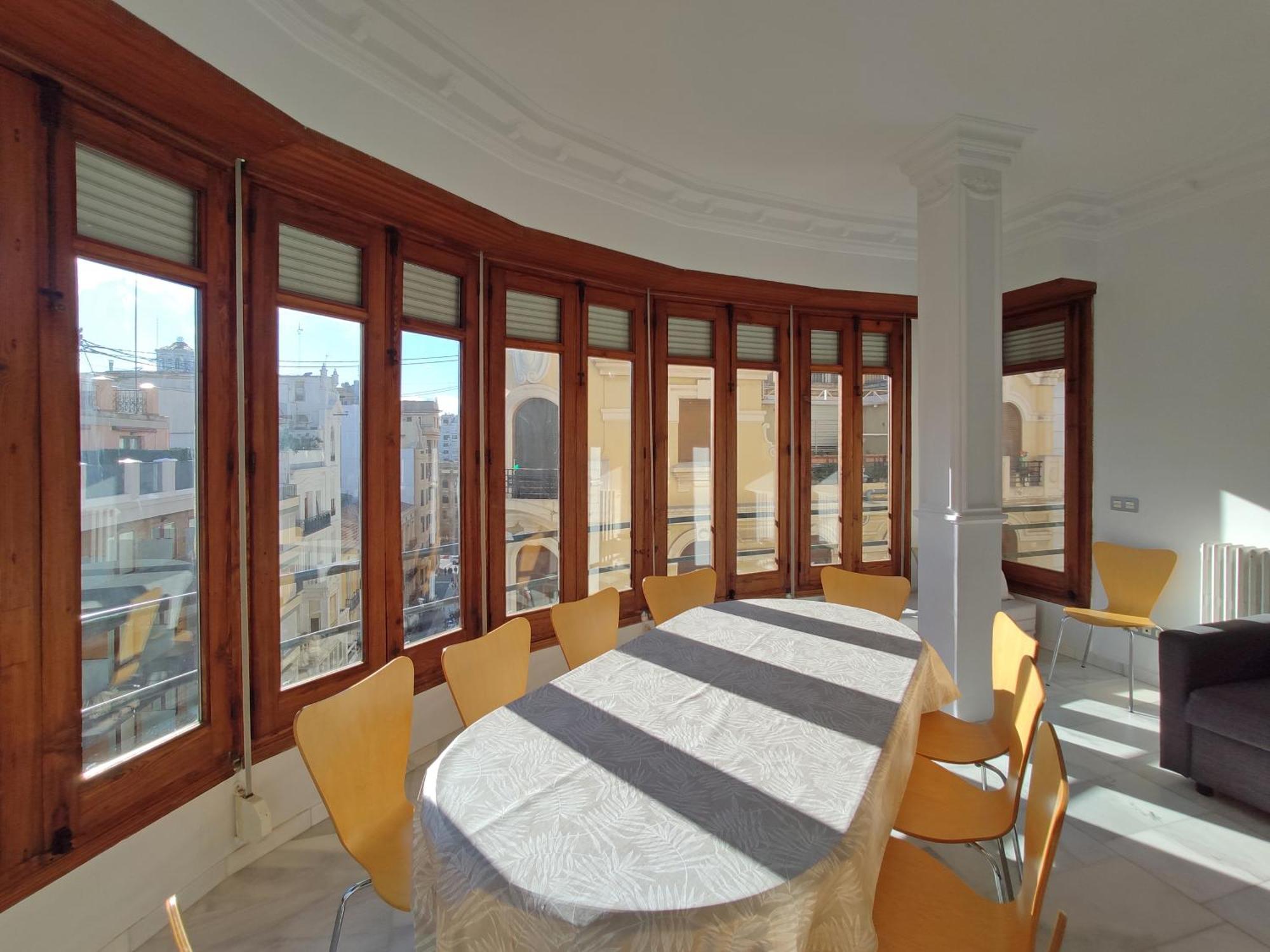 Appartement Entre La Estacion Y El Ayuntamiento