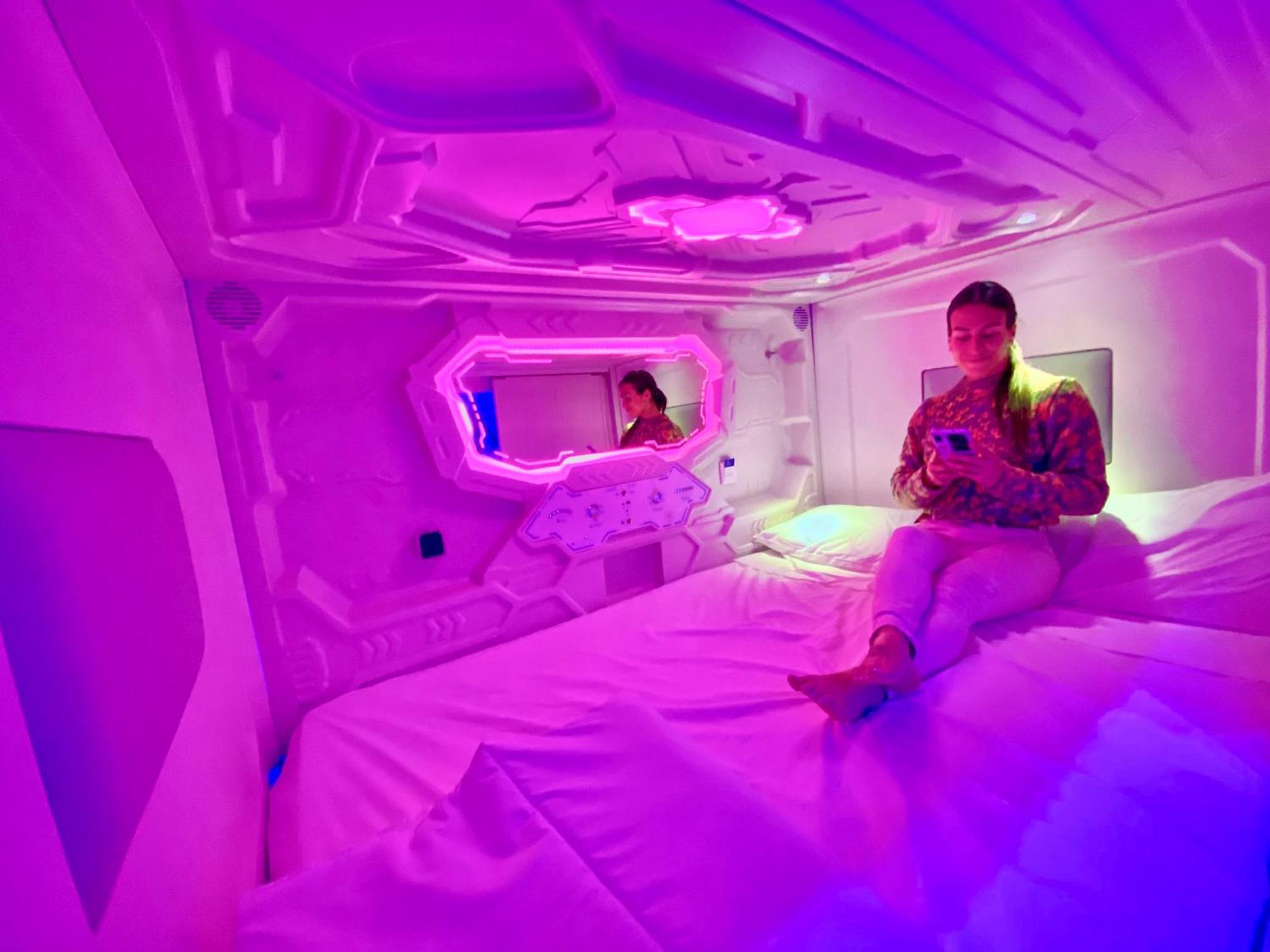 Capsule