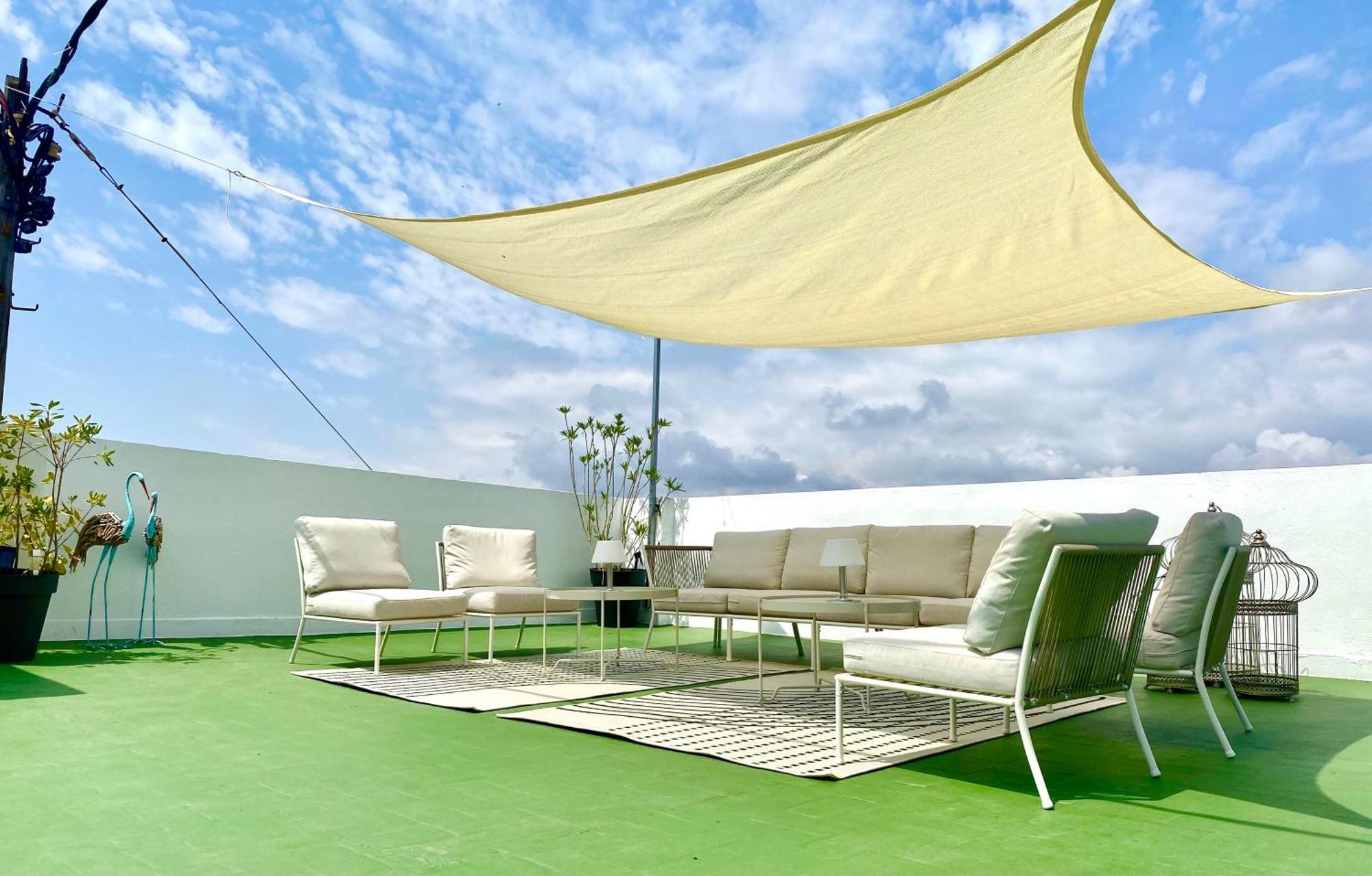 En Playa Malvarrosa Con Bano Privado -no Ac- Gasthof