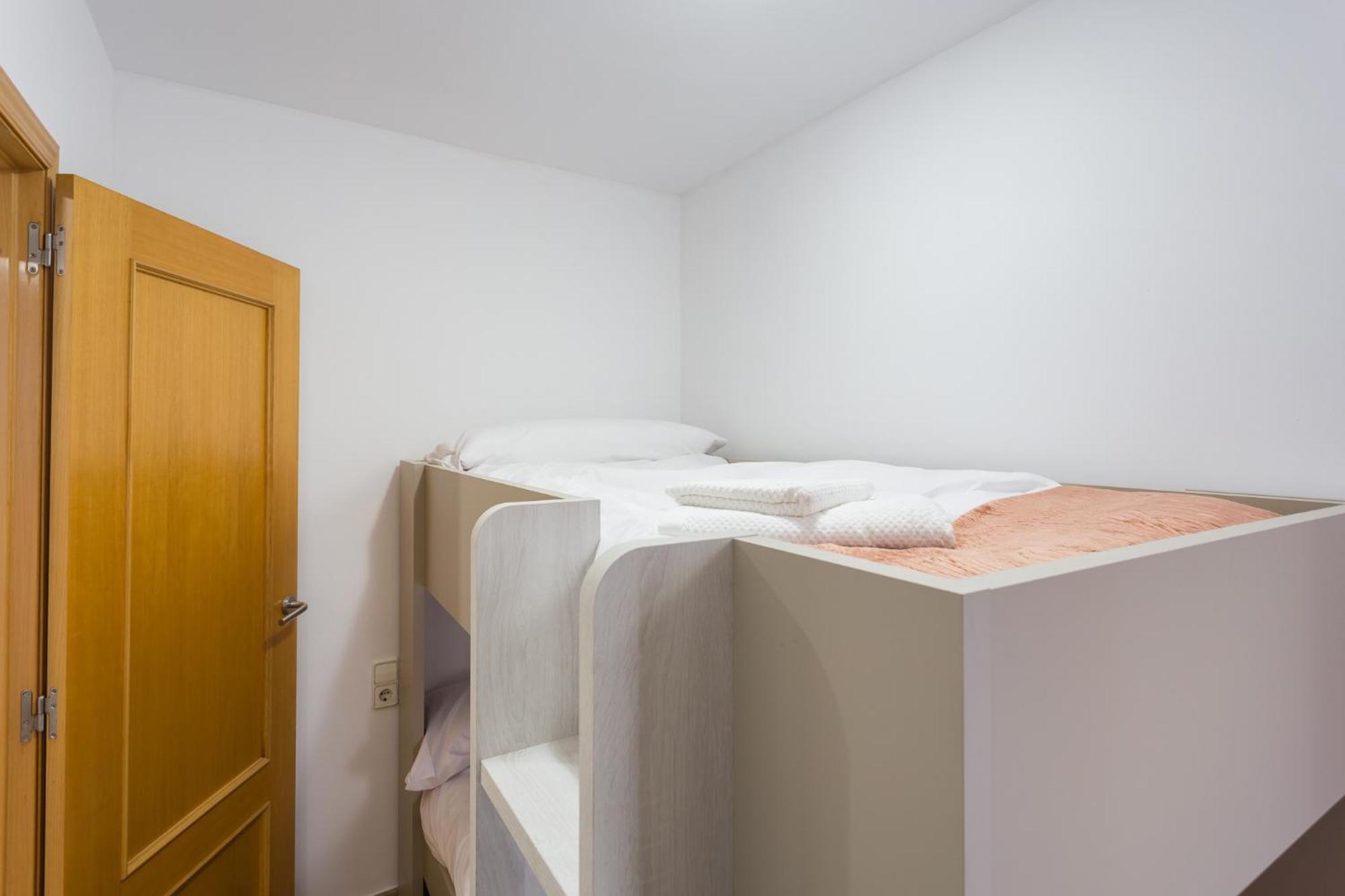 Apartamento Piso Familiar Cerca Del Centro, Ac Y Wifi Gratis Valência