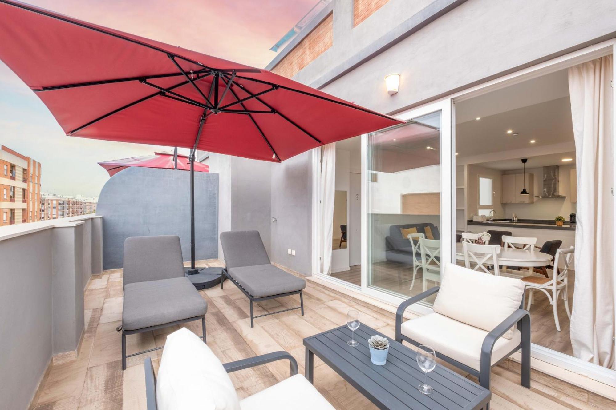 Modern Penthouse With Private Terrace Apartment