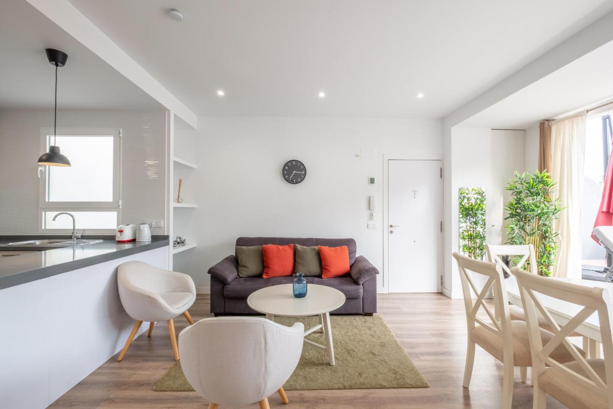 Apartment Spacious Penthouse With Private Terrace *