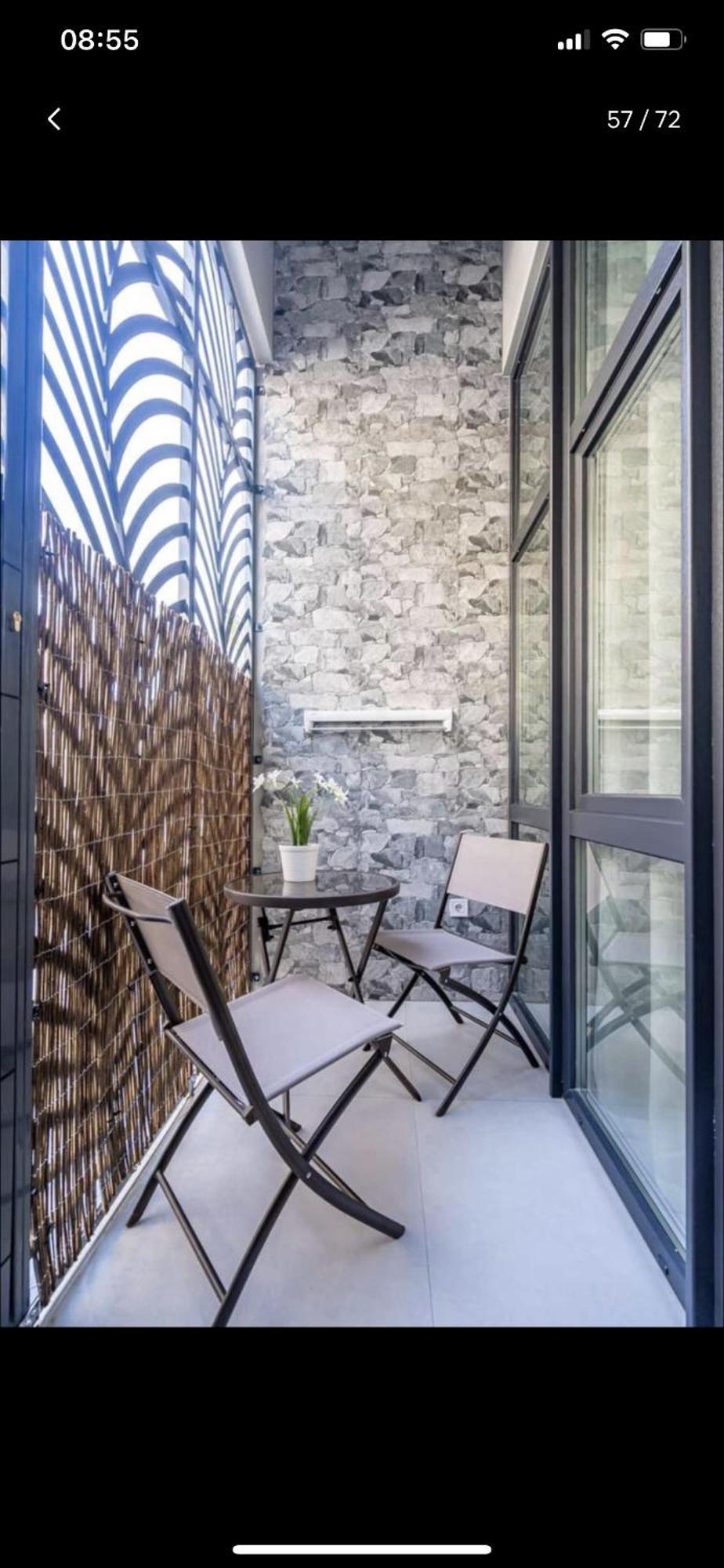 Exquisite With An Original Design Appartement