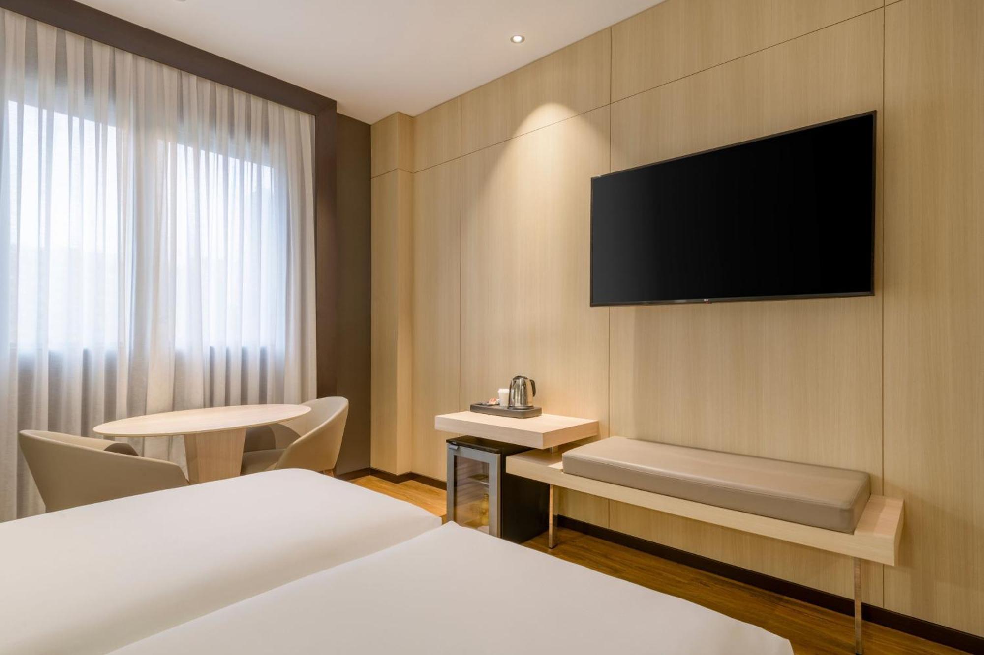 Ac By Marriott Hotel Valência