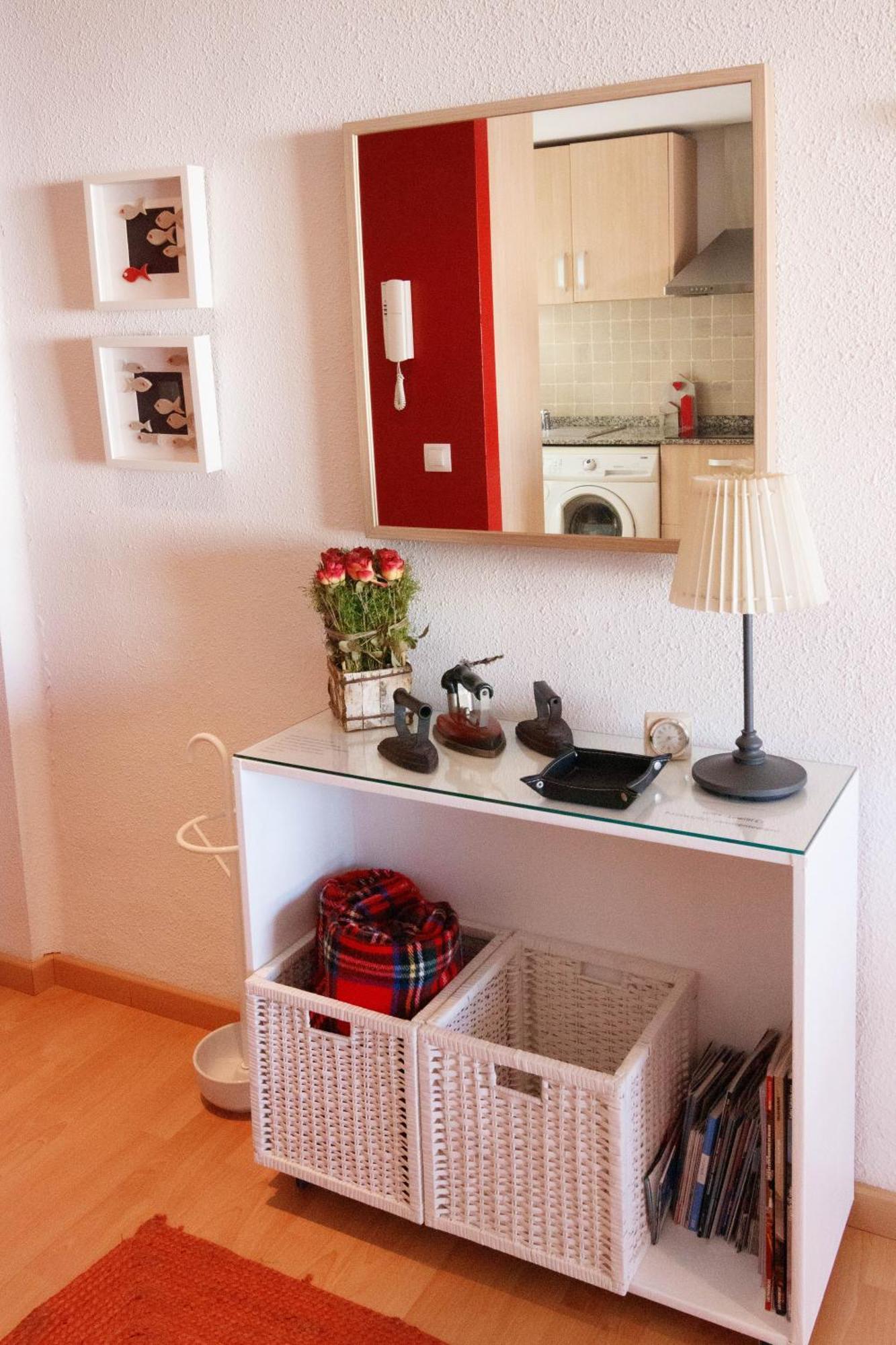 Apartment Luminoso. Comodo. Acogedor. Wifi. Junto A Ave *