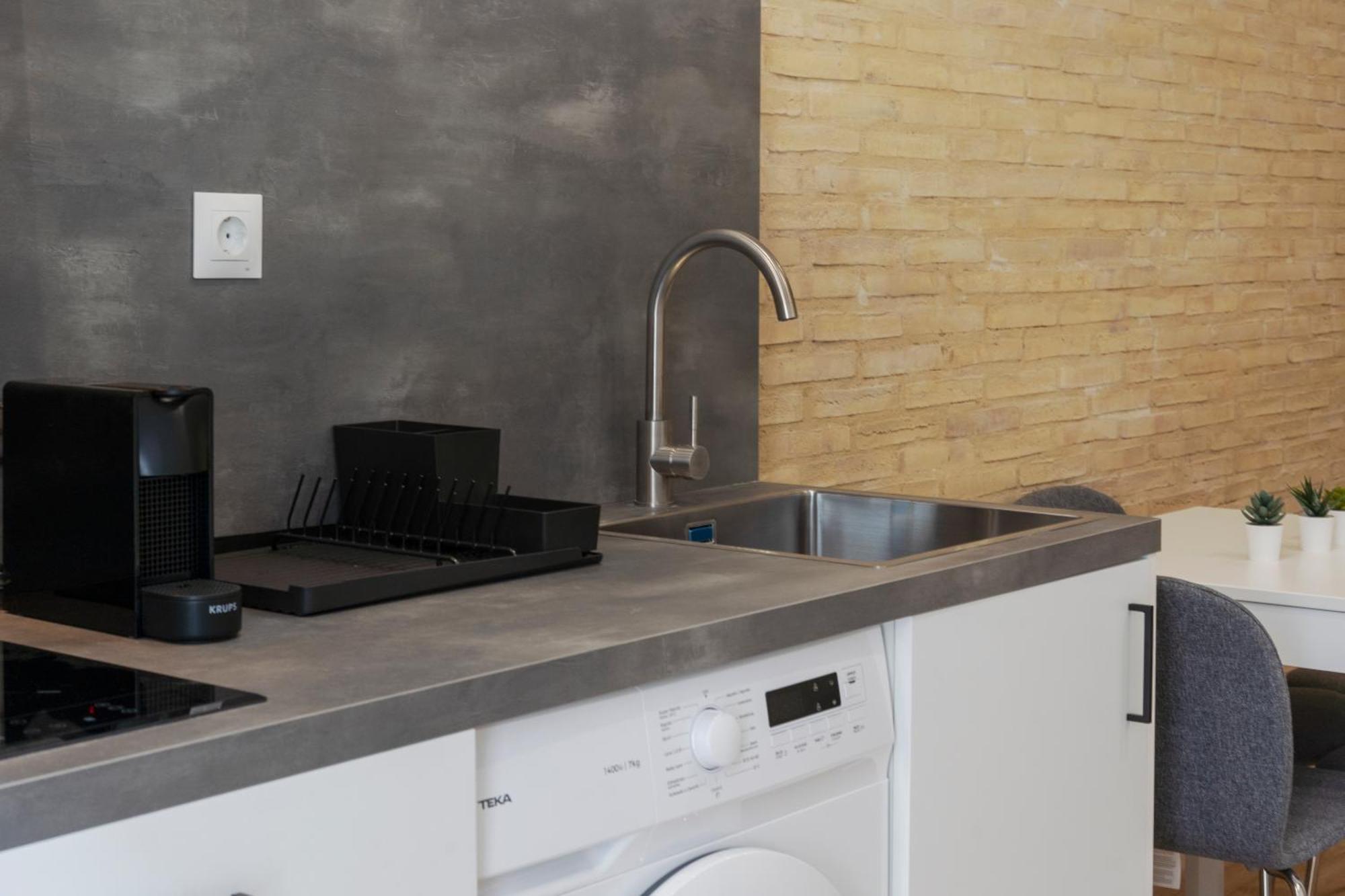 Vlc Host- Fray Pedro Apartment