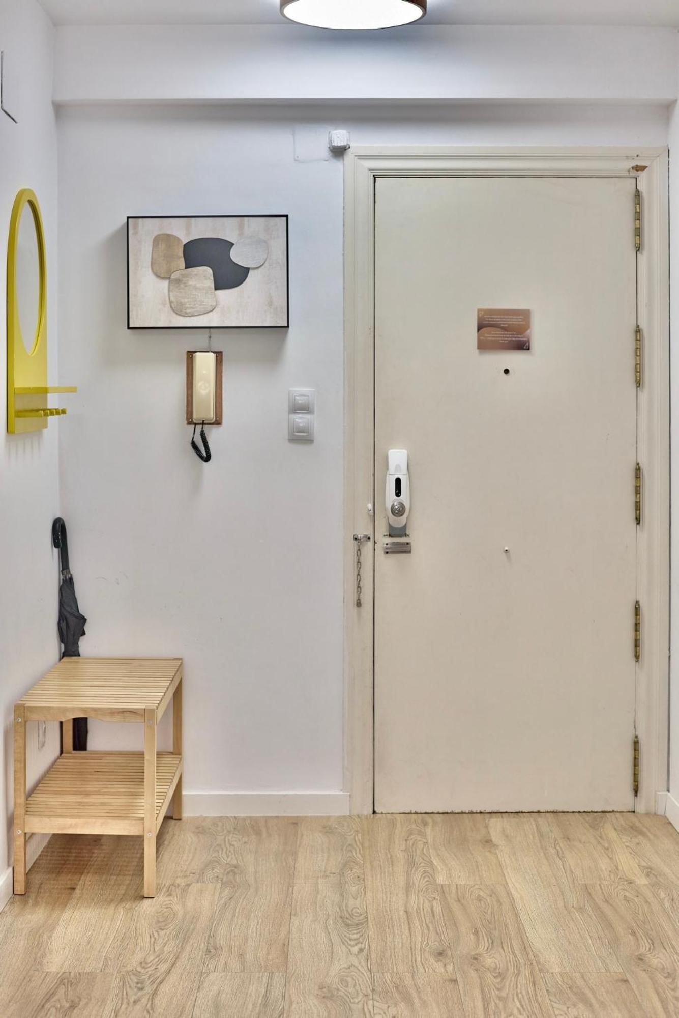 Apartment Spacious, Sunny Flat By Of Arts & Sciences Valencia