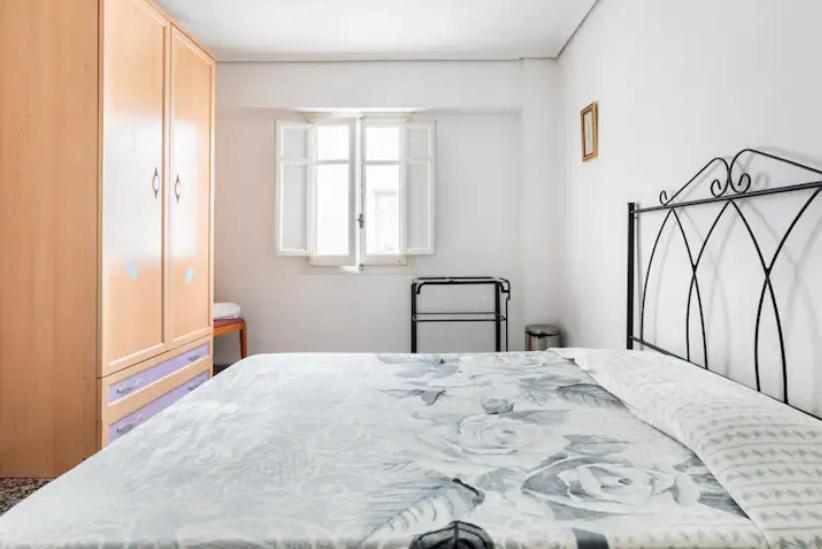 Private In Shared Workstay Privatunterkunft