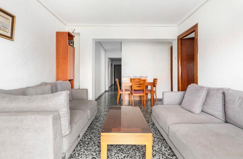 Privatunterkunft Private In Shared Workstay *