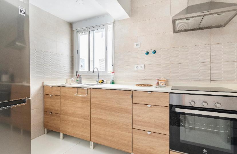 Private In Shared Workstay Privatunterkunft Valencia