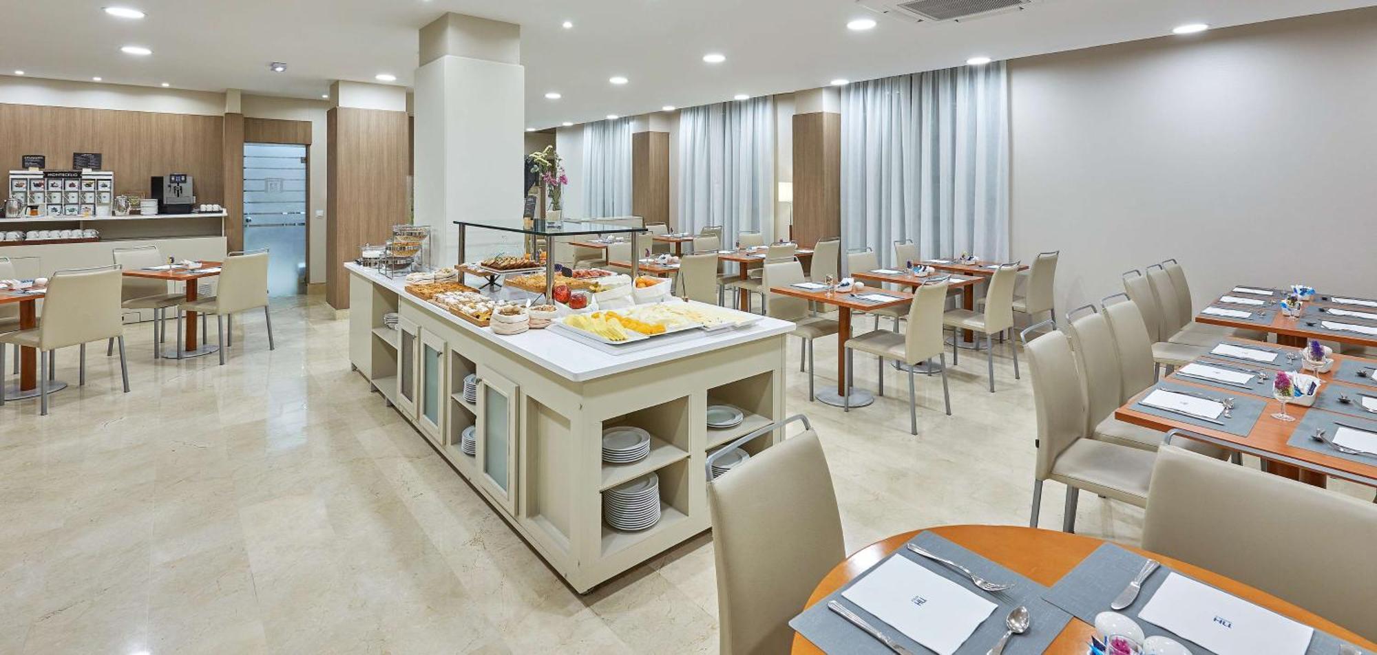 Nh Ciencias Hotel