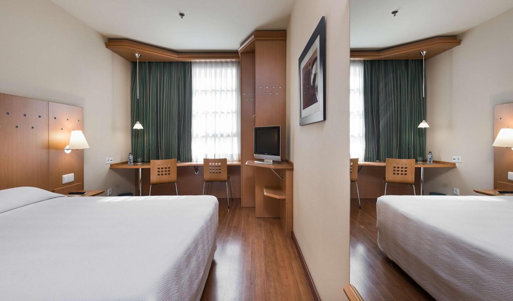 Nh Ciencias Hotel