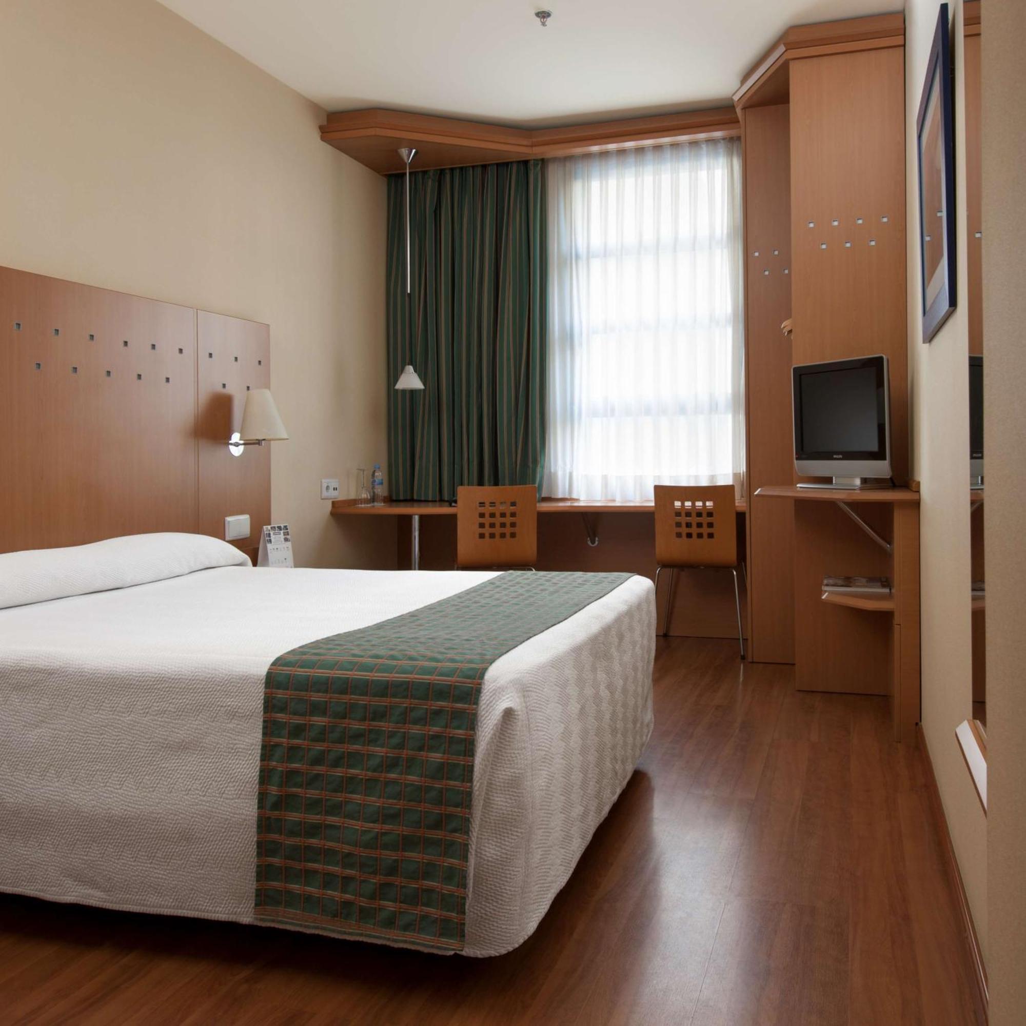 Nh Ciencias Hotel
