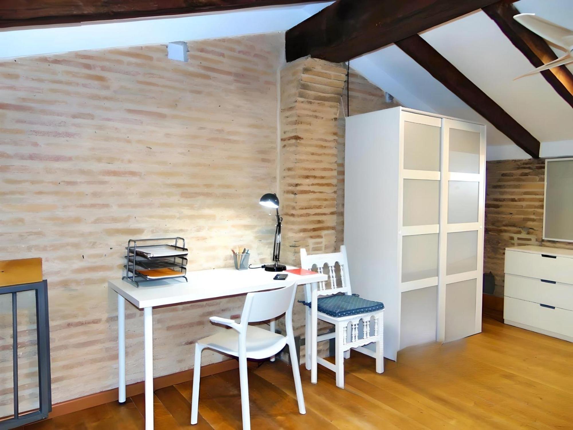 Casita Con Terraza En Cabanyal Valencia