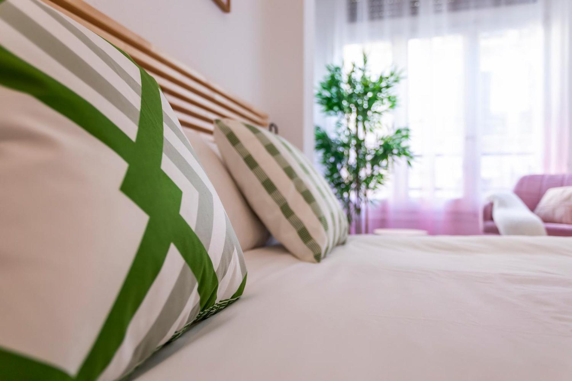 Convento, Amazing Flat With Terrace 2 Apartment