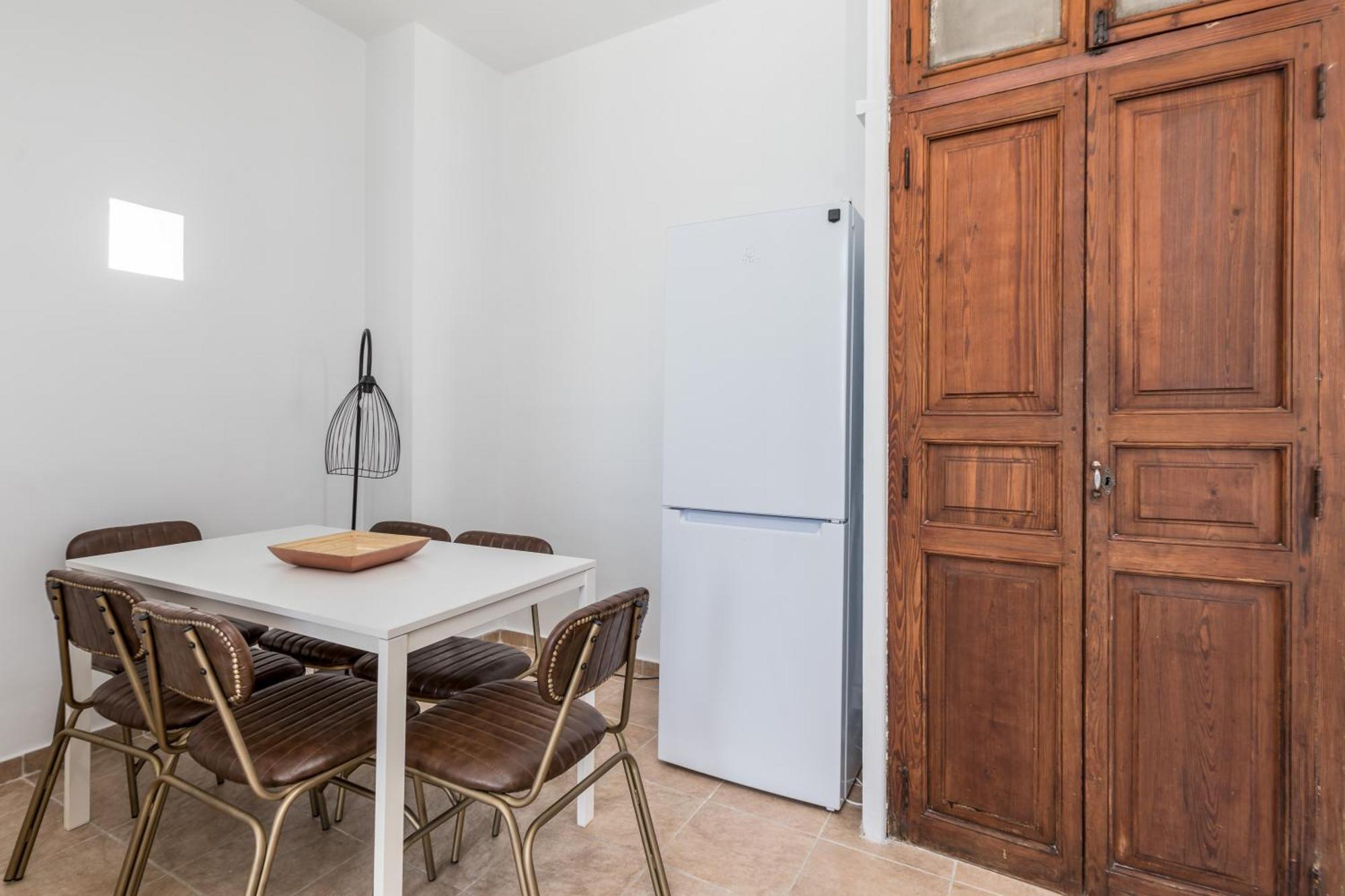 Apartamento Travel Habitat Port Valencia. Valencia