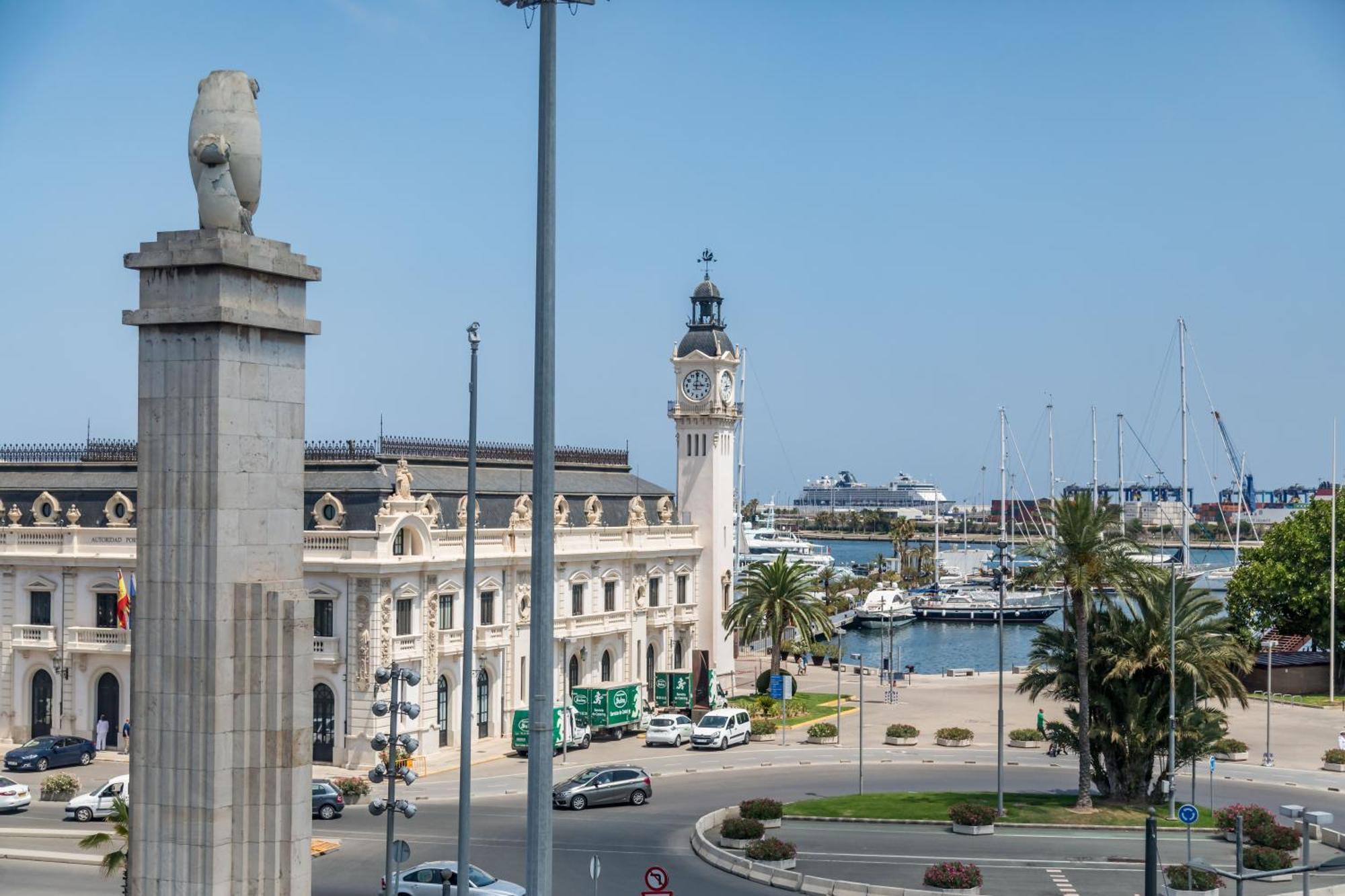 Apartamento Travel Habitat Port Valencia. Valencia