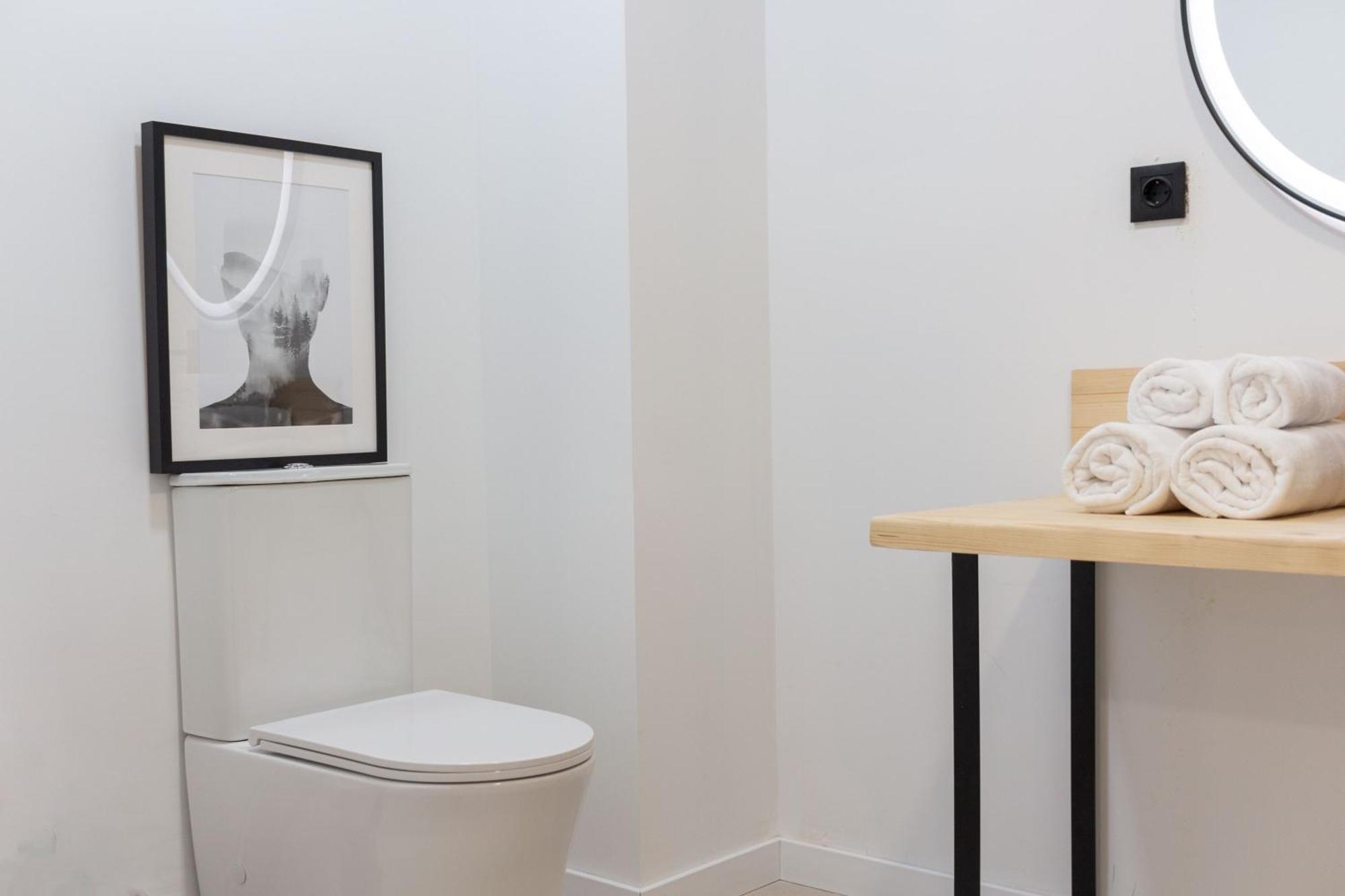 Vlc Host - Leones Apartment