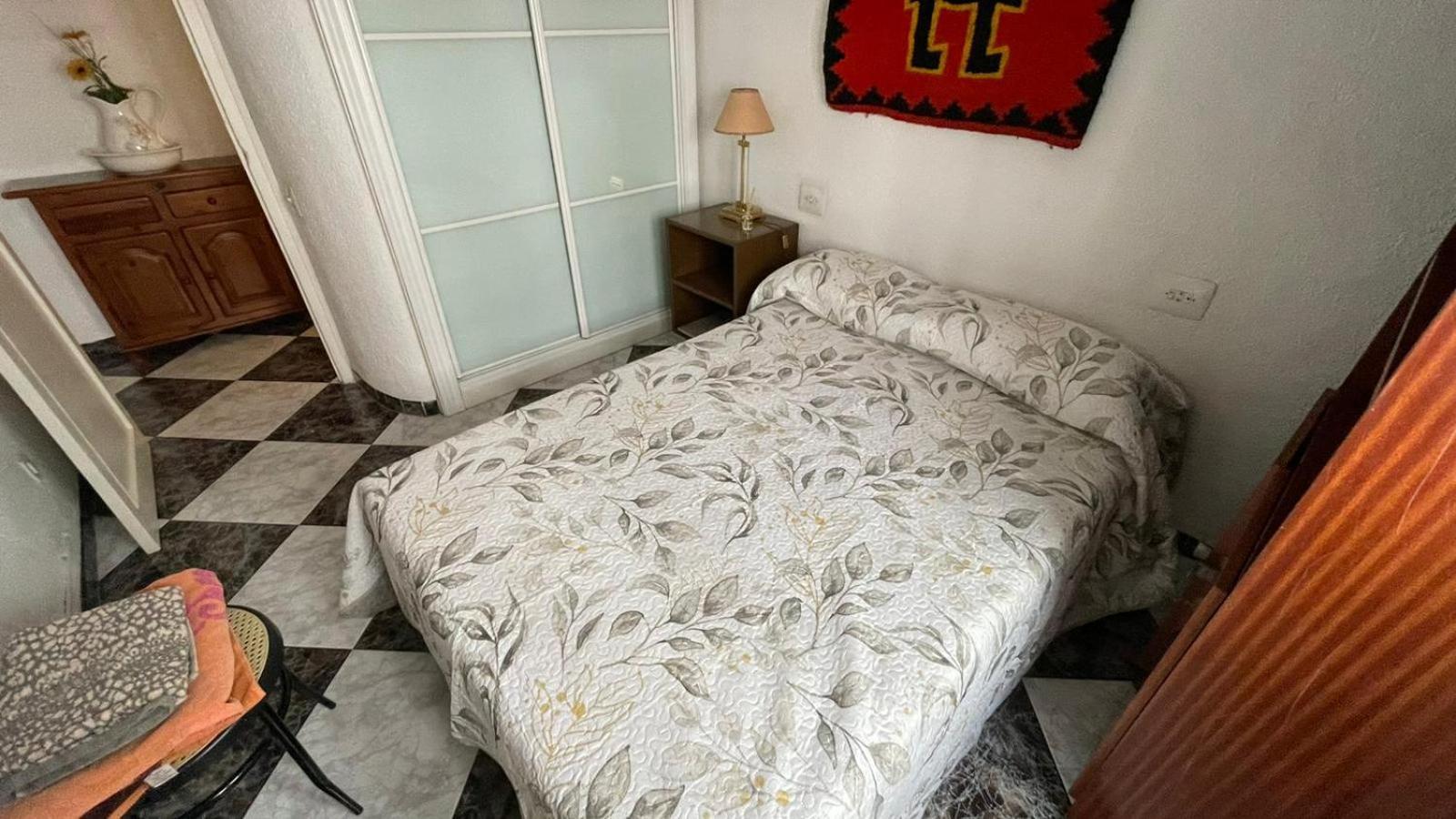 Flat Family Near Center And Jardin Turia Avenida Del Cid Valencia