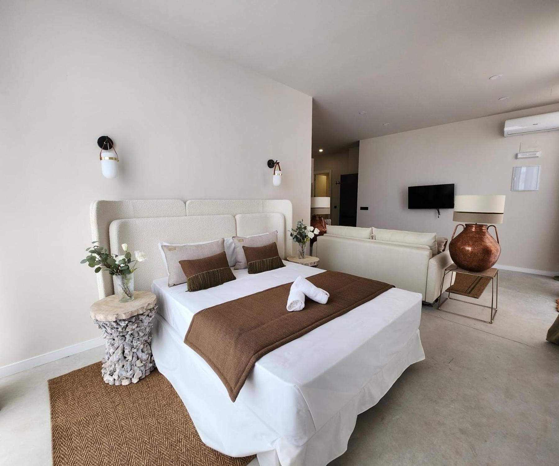 Huerta Mid-term Apartment