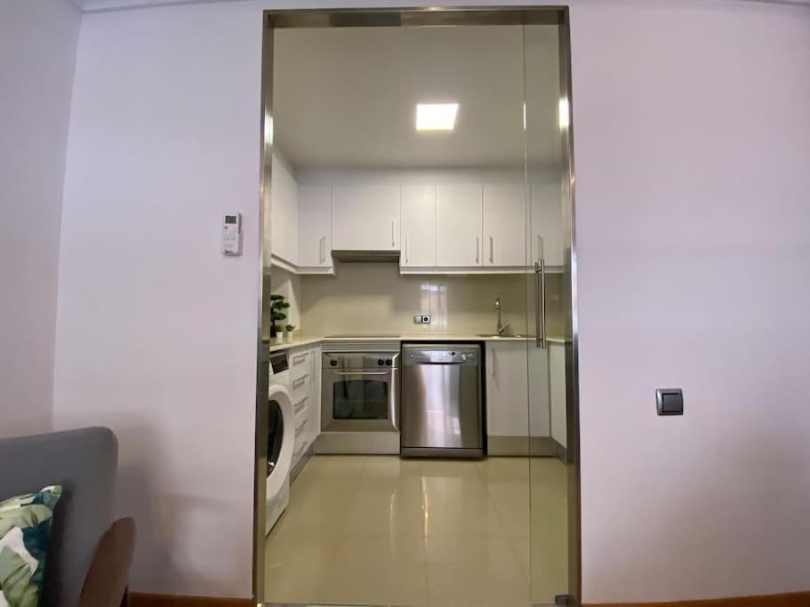 Executive Style Near Downtwon Apartment