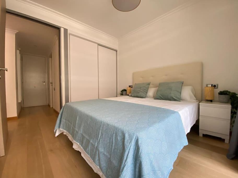 Executive Style Near Downtwon Apartment *