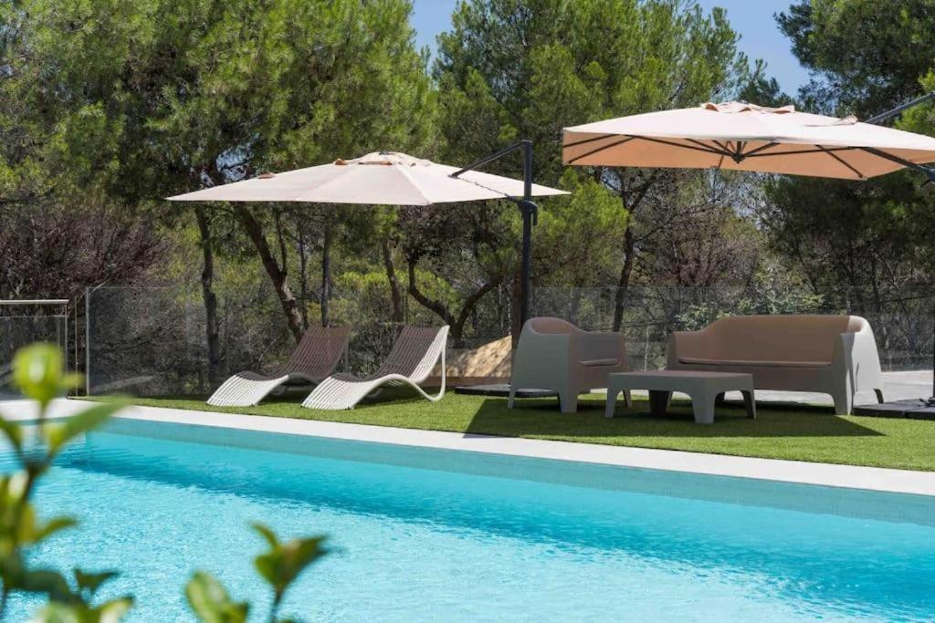 Calma Villa. De Lujo, Jacuzzi Y Piscina Apartment