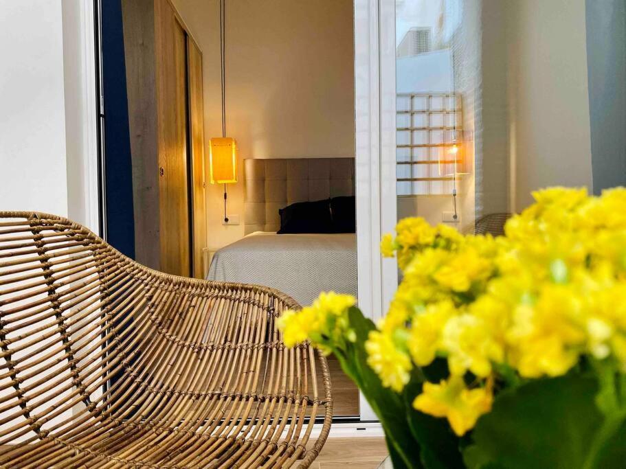 Chic Avec Terrasse, Lumineux Et Calme 2 Apartamento