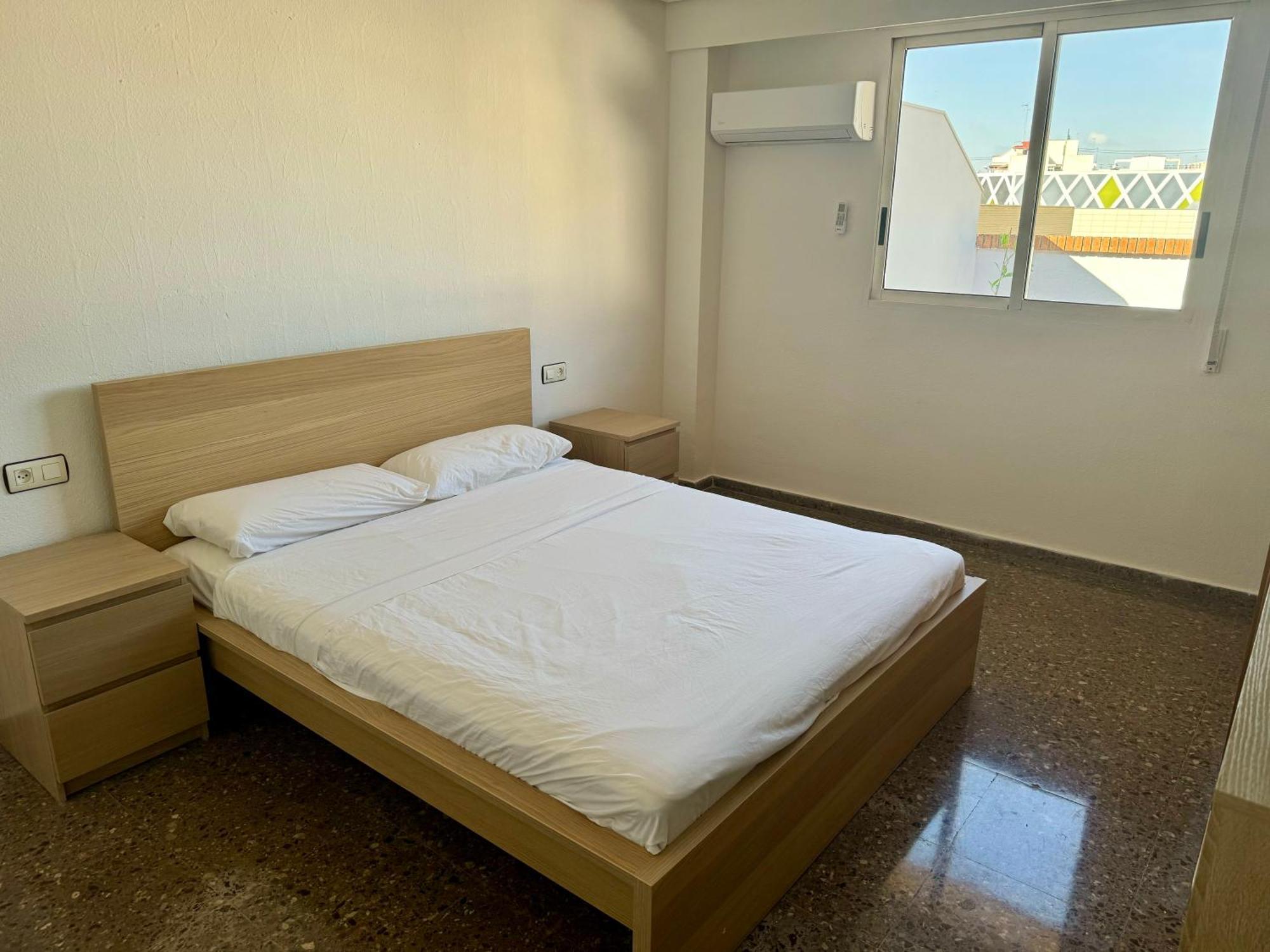 Your Long Attic In Valencia