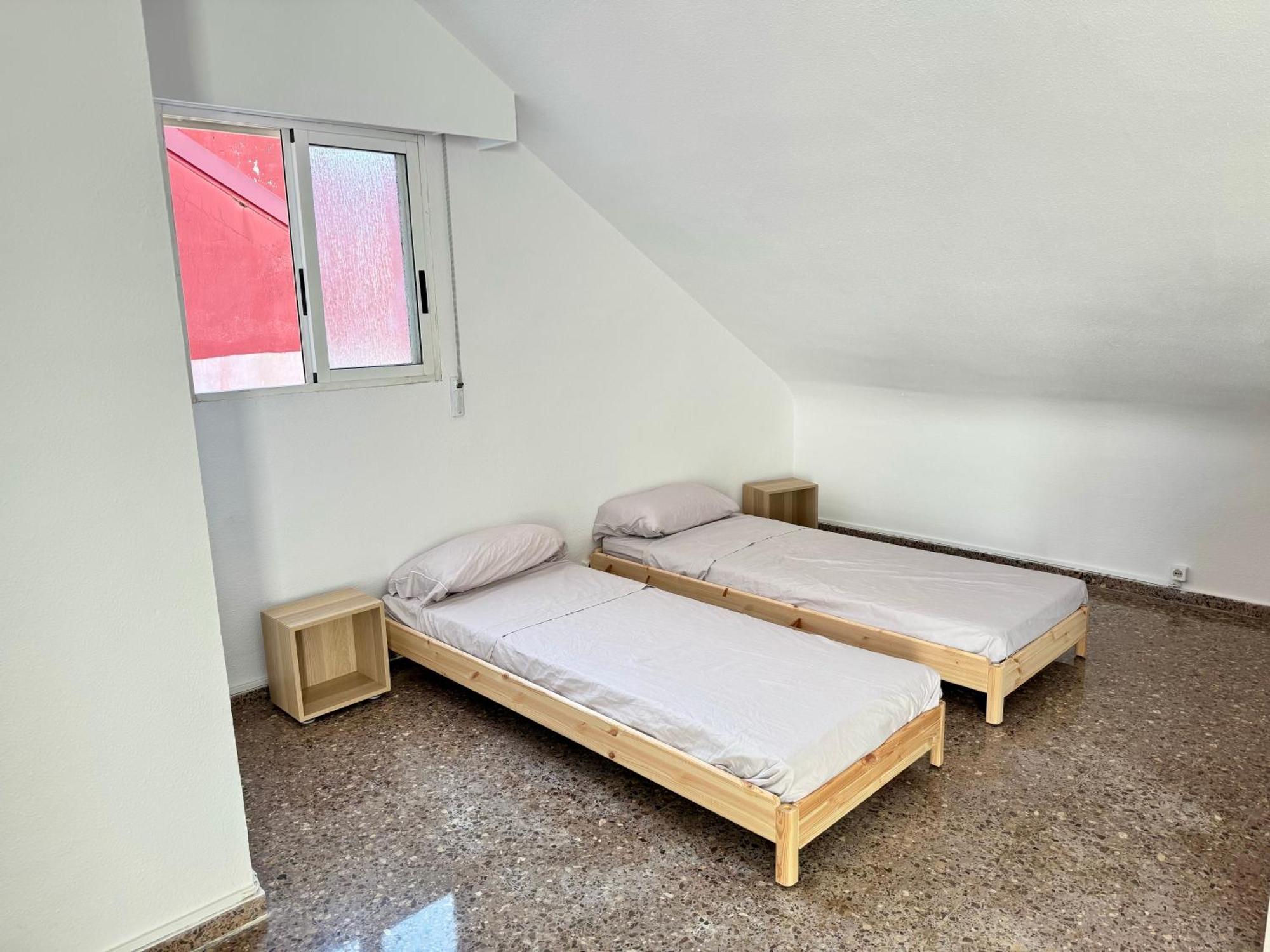 Your Long Attic In Valencia
