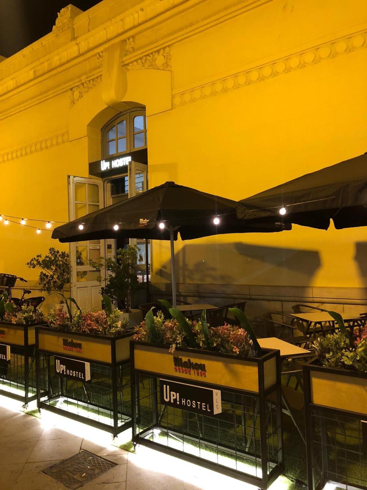 Up Hostal
