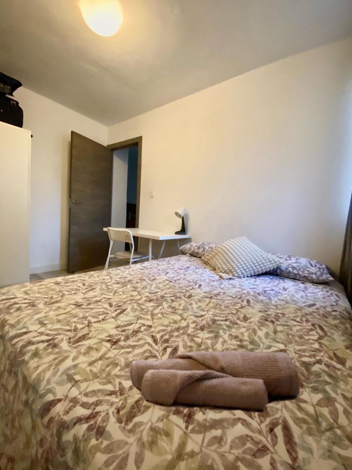 Cerca De La Playa Homestay Valencia