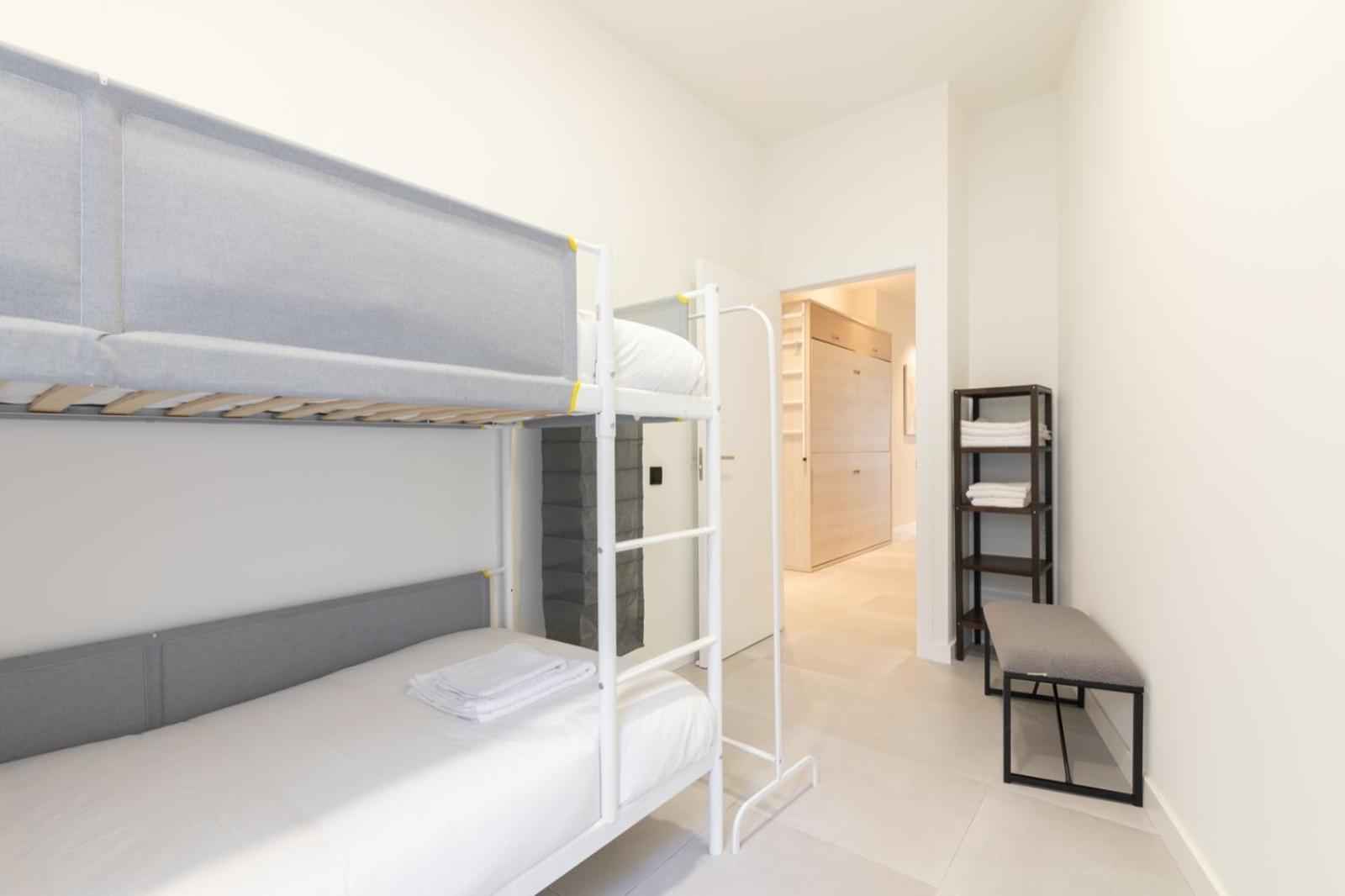 Luxury Center Apartment