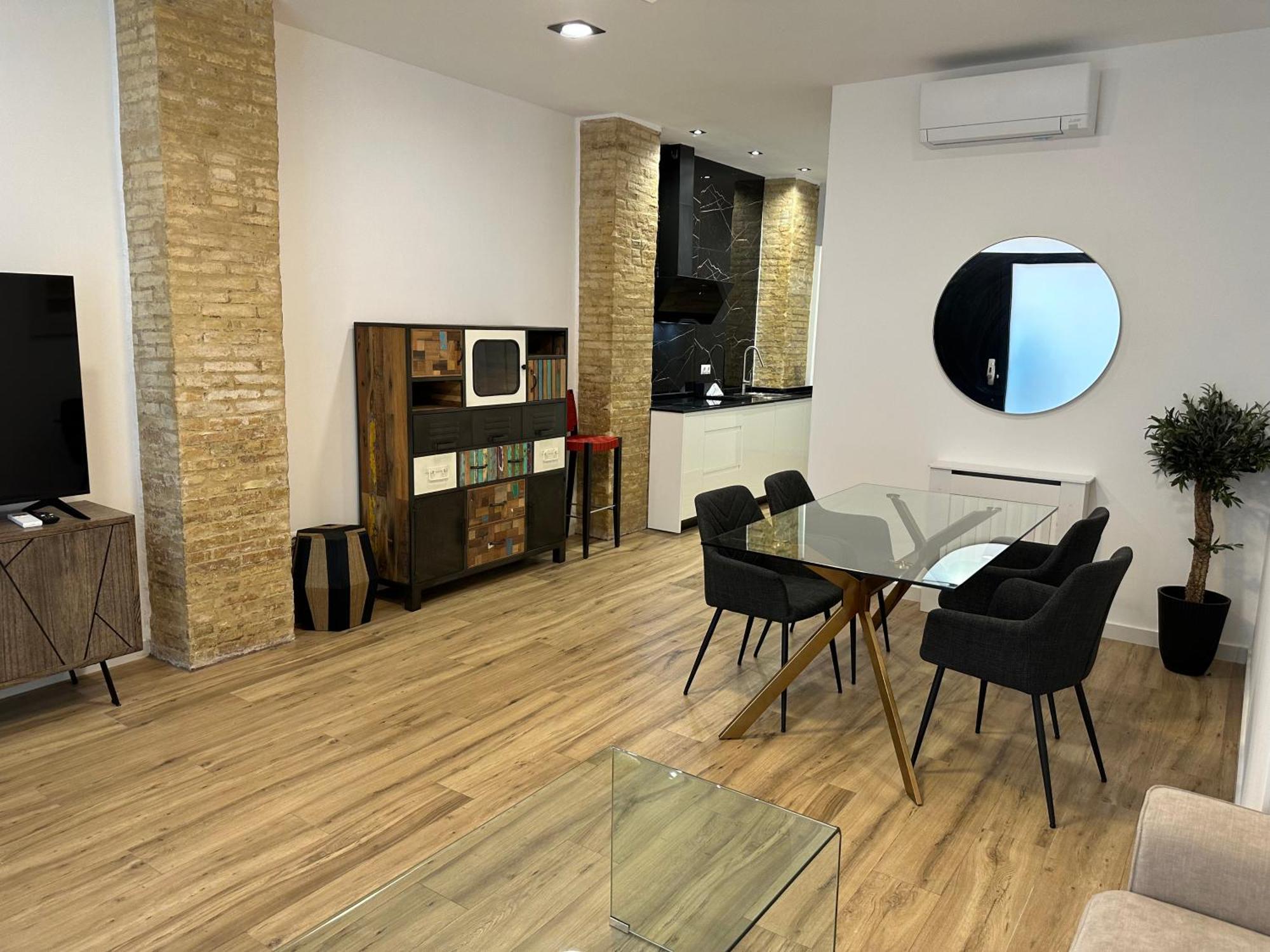 Valdeolivas Apartment