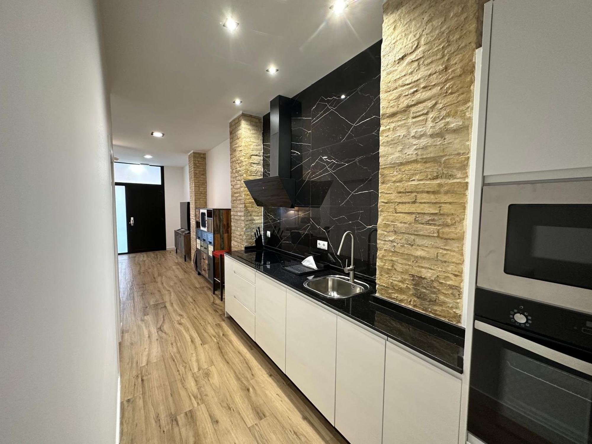 Valdeolivas Apartment