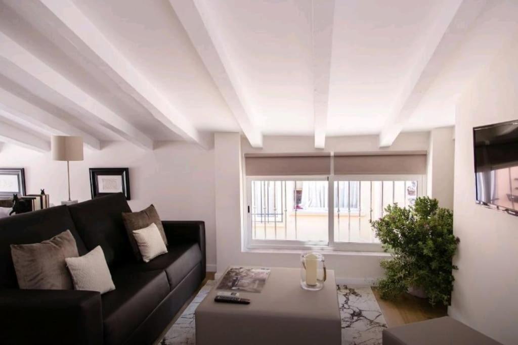 Loft Con Terraza Apartment *