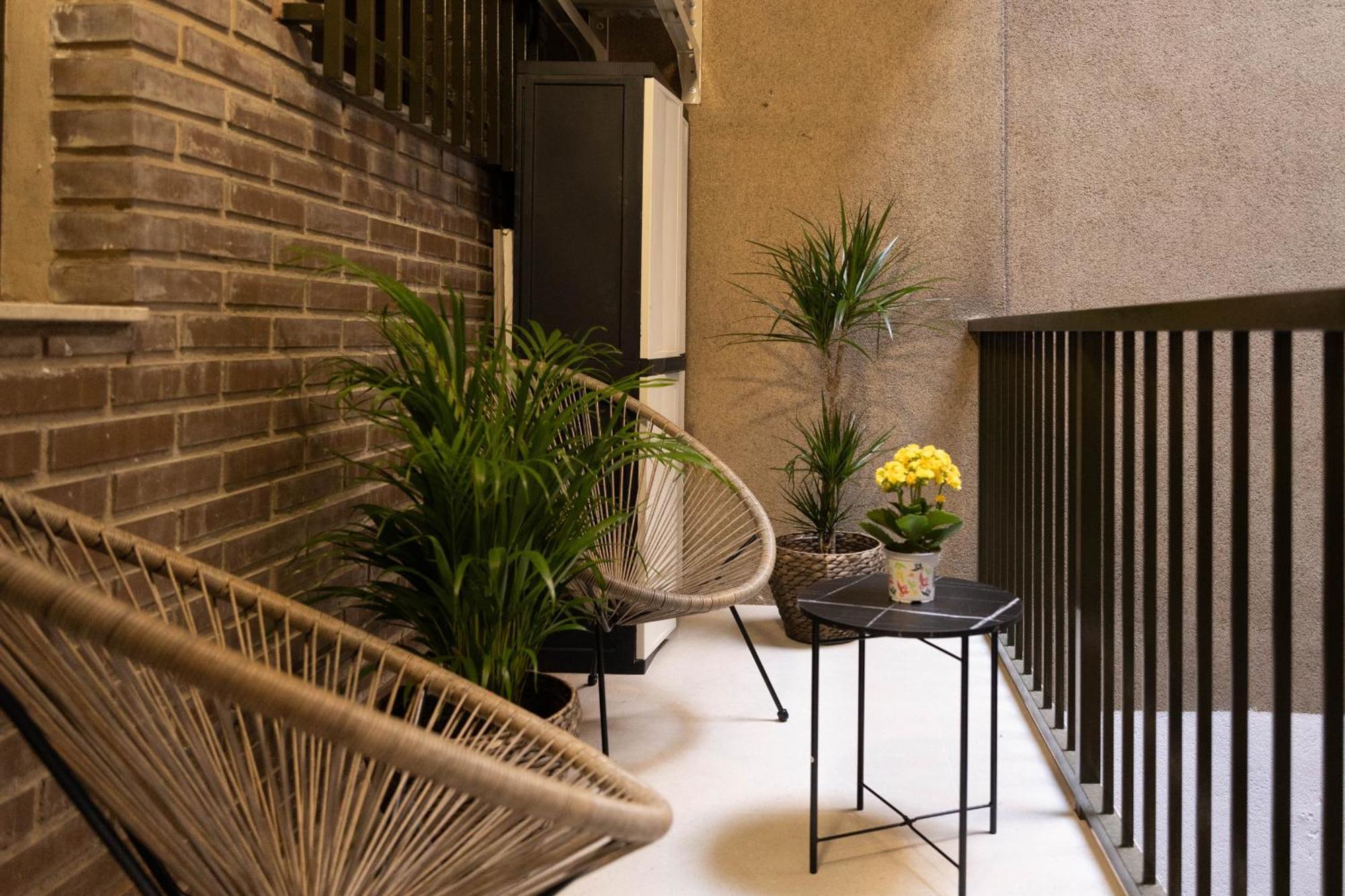 Dorm4you Centro Apartment *