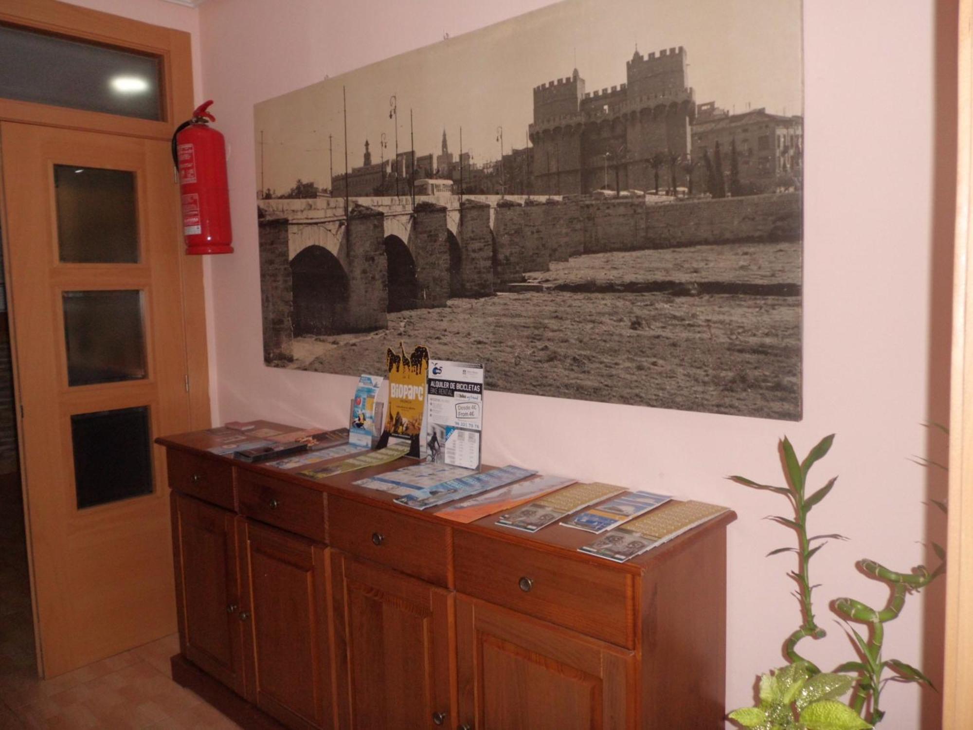 Guest house Abastos 2*